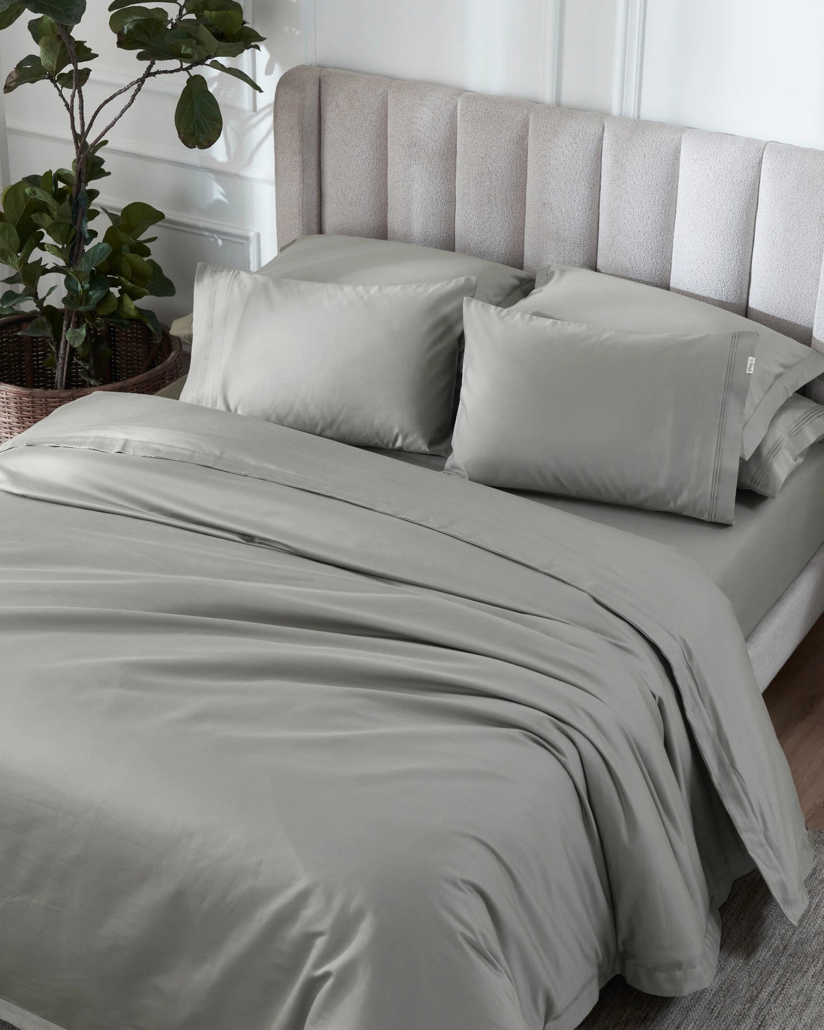 Elephant 1000TC sateen duvet cover with flange, top view on a made bed