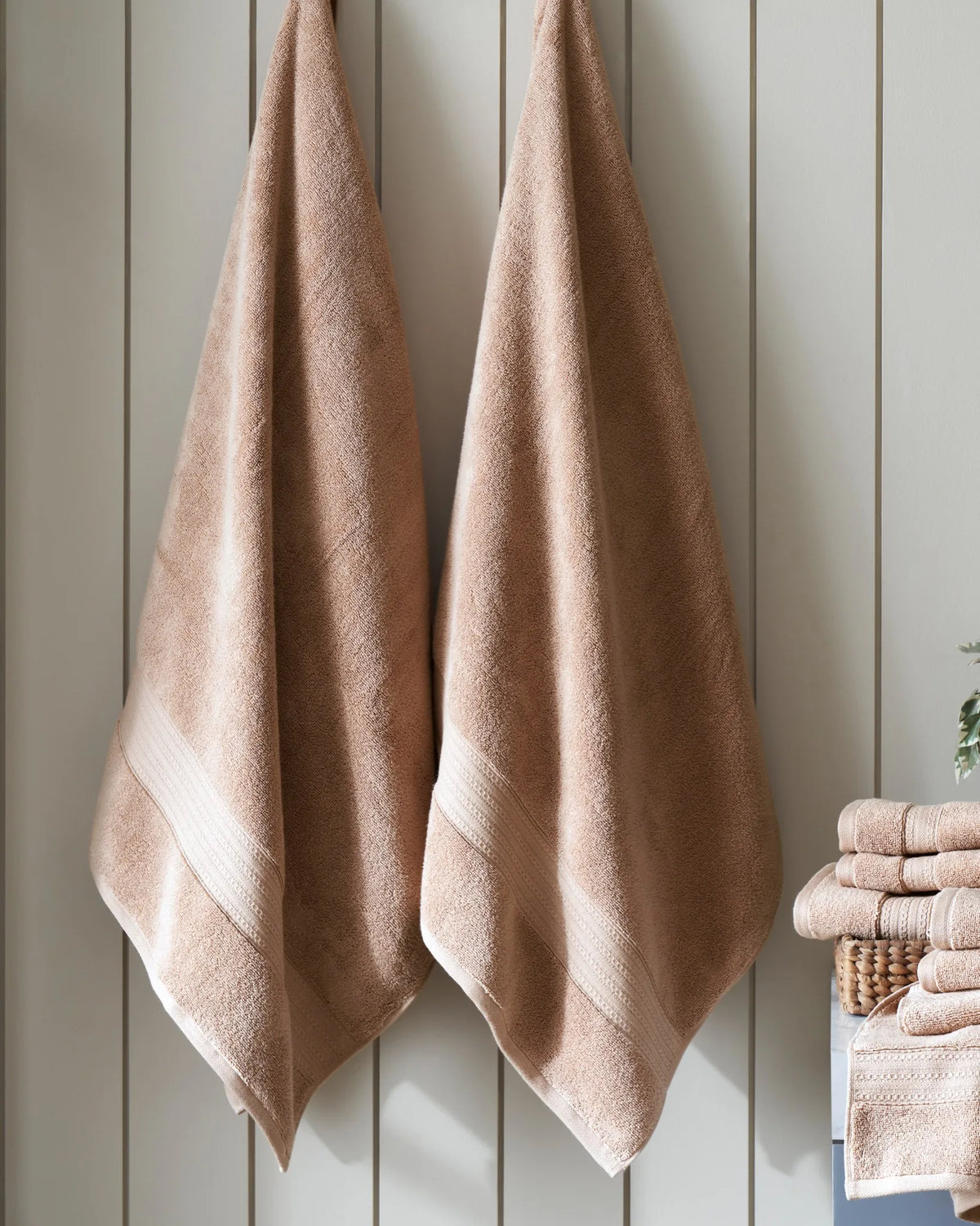 Sandalwood 500GSM zero twist 100% cotton bath towel