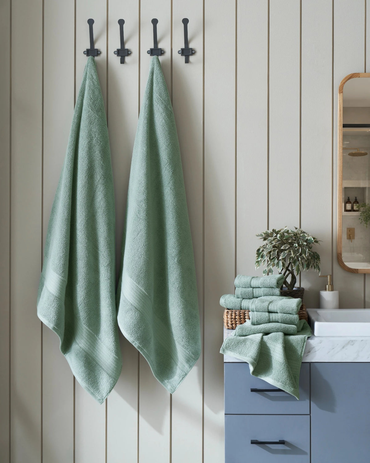 Sea Green 500GSM zero twist 100% cotton bath, hand and face towel collection