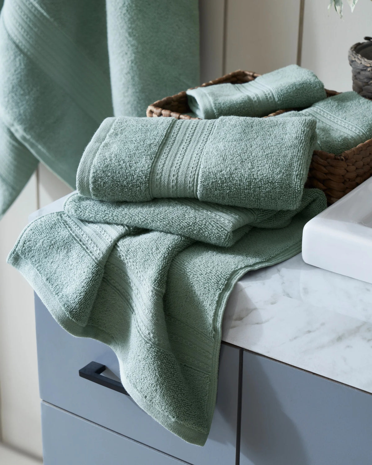 Sea Green 500GSM zero twist 100% cotton hand towel