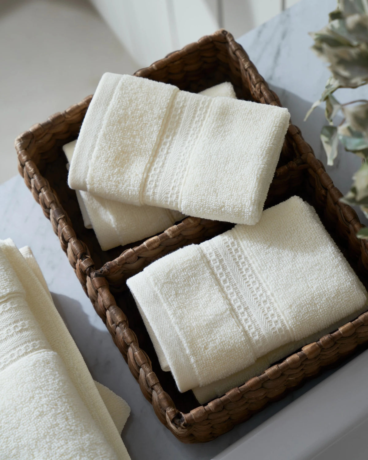 Vanilla 500GSM zero twist 100% cotton face towel