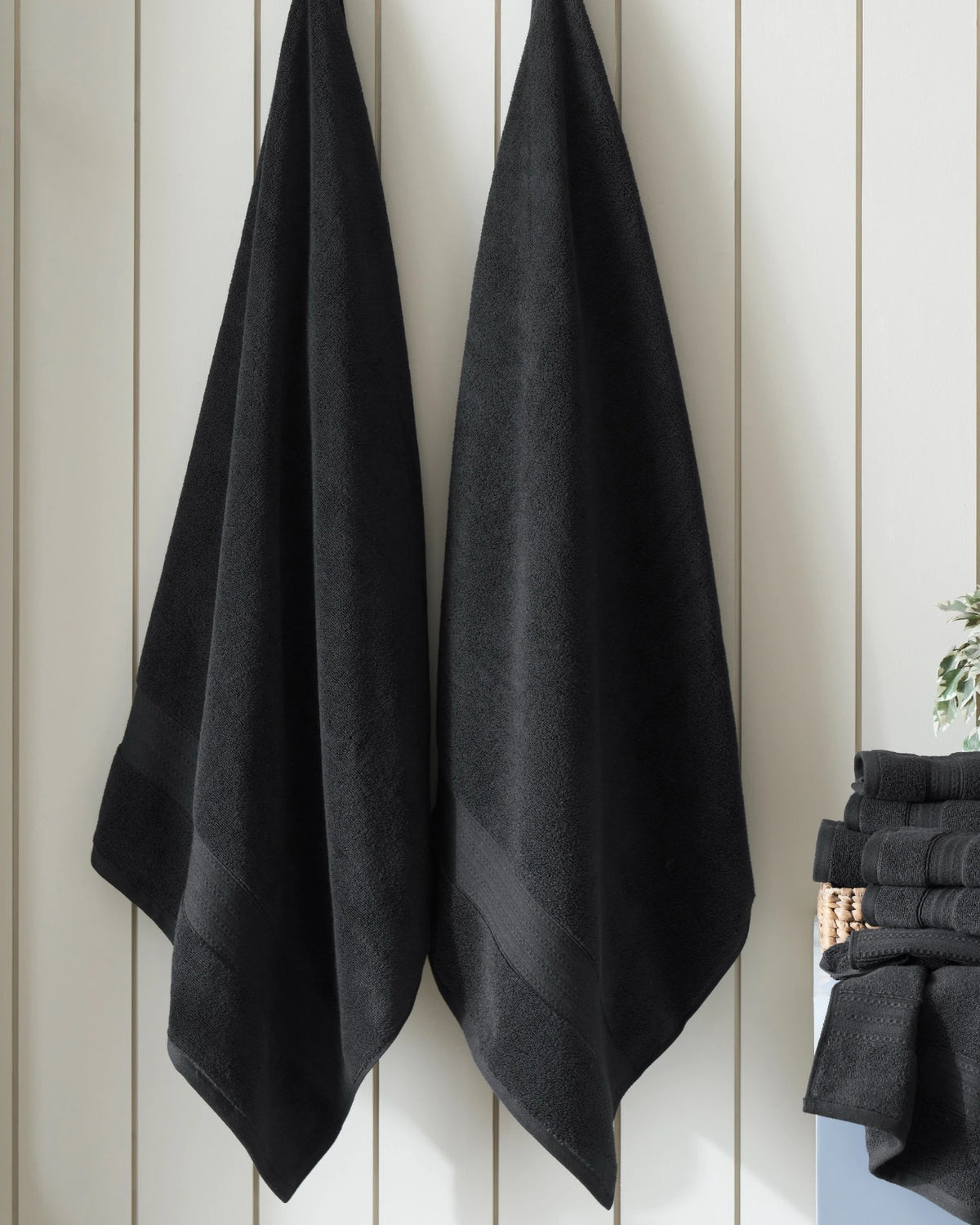 Z Black 500GSM zero twist 100% cotton bath towel